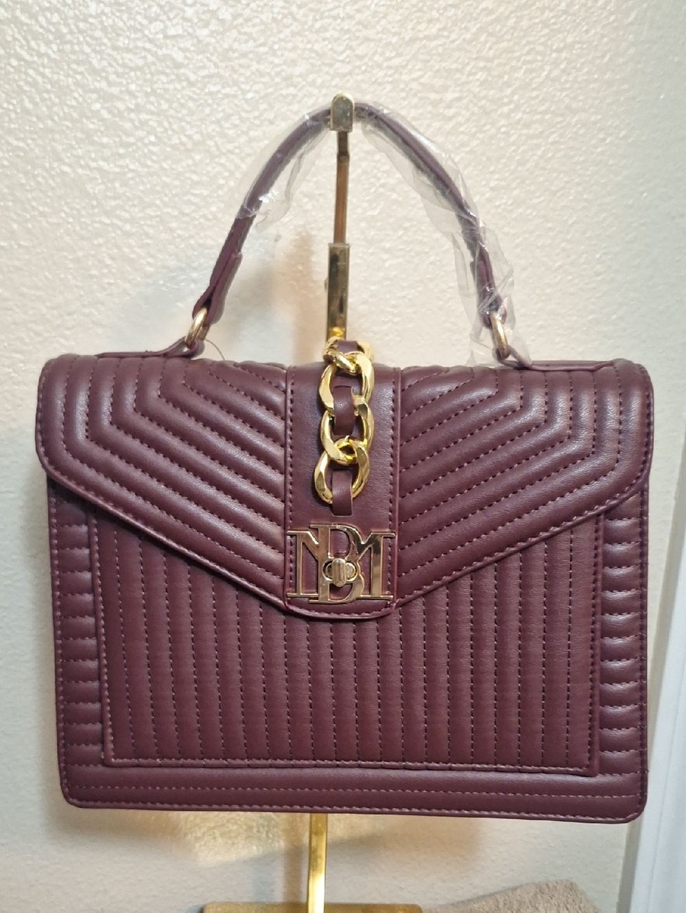 NWT Badgley Mischka Quilted 2way Crossbody With Big Chain